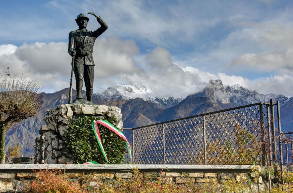 B&B Dei Laghi Magreglio Luaran gambar