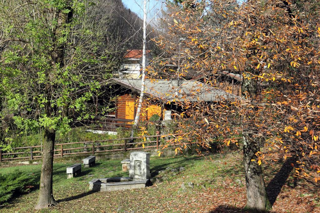 B&B Dei Laghi Magreglio Luaran gambar