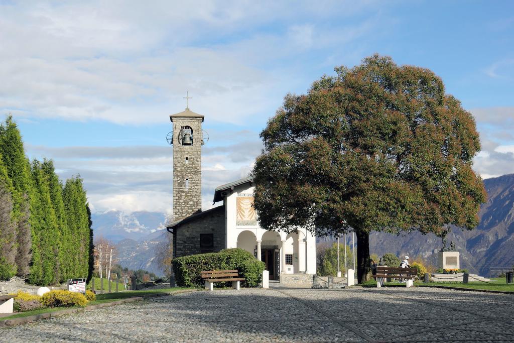 B&B Dei Laghi Magreglio Luaran gambar